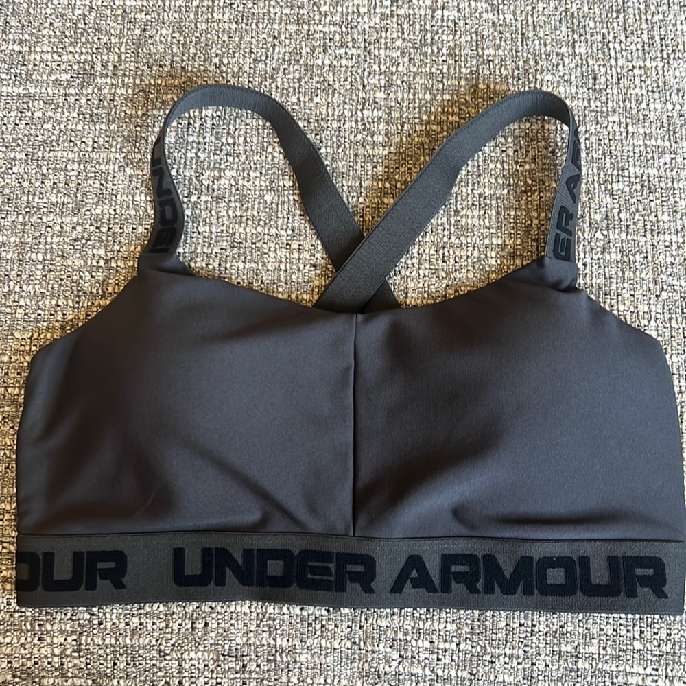 NWOT! Under Armour Dark Gray & Black Crossback Sports Bras Size XL